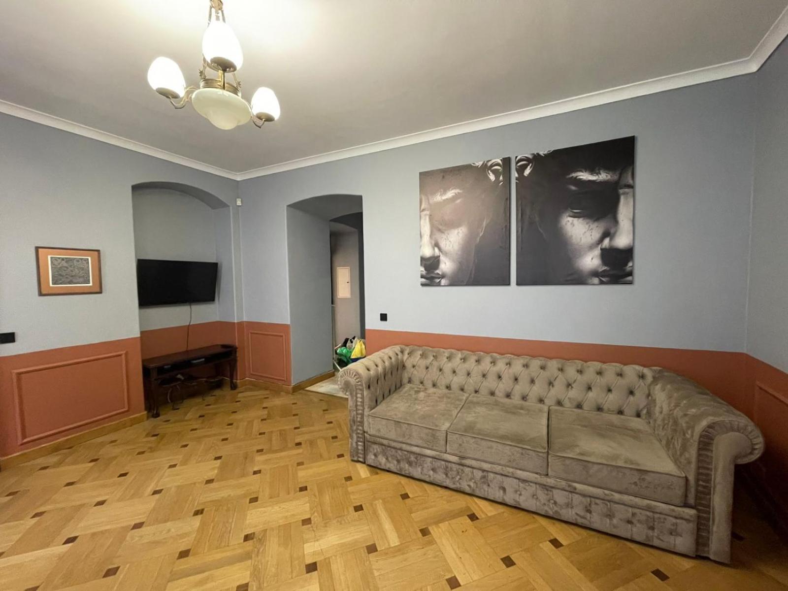 Tut Staroevreyska With Terrace Lviv Exterior foto